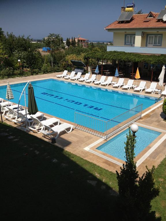 Melodi Club Apart Давутлар Экстерьер фото